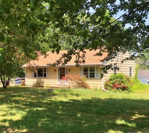 67 Valley View Rd, Bridgeport, CT 06611 exterior