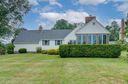 12 Clover Hill Pl, Kensington, CT 06037 exterior