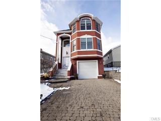 153 Edgefield Ave, Milford, CT 06460 exterior