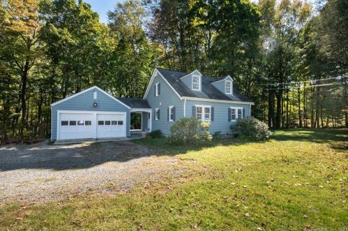 921 Wilton Rd, New-Canaan, CT 06840 exterior