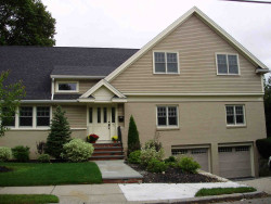 39 Mary Ellen Rd, Newton, MA 02468 exterior