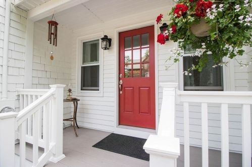 1065 Middleboro Ave, Taunton, MA 02718 exterior