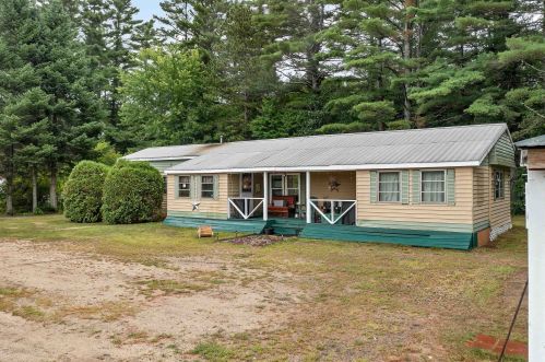1646 Wakefield Rd, Wakefield, NH 03872 exterior