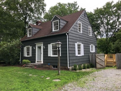 9 Brookside Ln, Essex, CT 06426 exterior