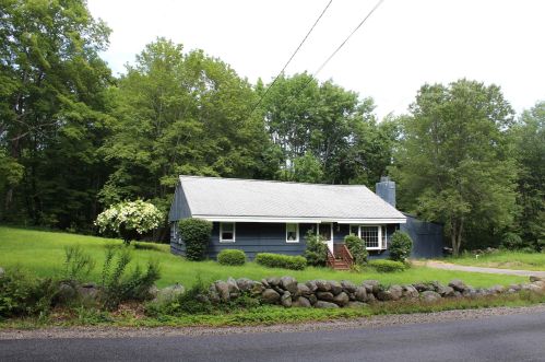 45 Fremont Rd, Chester, NH 03036 exterior