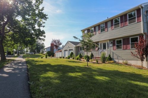 37 Mohawk St, Danvers, MA 01923 exterior