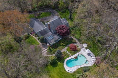 88 Arrowhead Trl, New Canaan, CT 06840 exterior