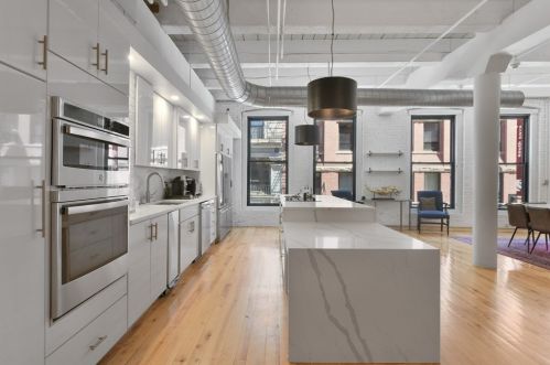 111 Beach St, Boston, MA 02111 exterior