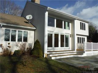 112 Prospect Hill Rd, Groton, CT 06340 exterior