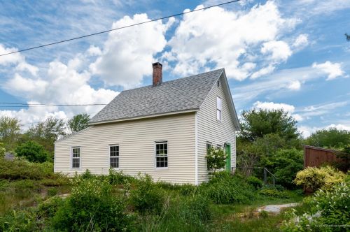 9 2Nd St, Saint George, ME 04859 exterior