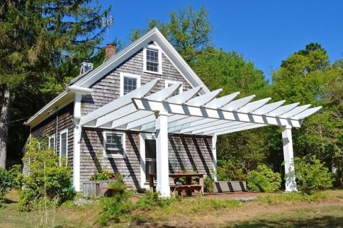 218 Great Neck Rd, Wareham, MA 02571 exterior