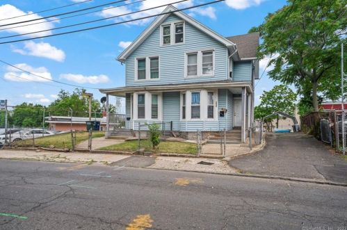 1943 Seaview Ave, Bridgeport, CT 06610 exterior