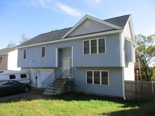 84 Bowker St, Worcester, MA 01604 exterior