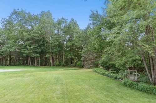 4 Stonebolt Way, Westford, MA 01886 exterior