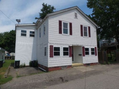 115 Winnipesaukee St, Franklin, NH 03235 exterior