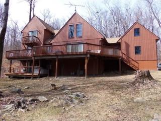 103 Otter Pond Trl, Tolland, MA 01034 exterior