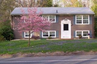 724 Fuller St, Ludlow, MA 01056 exterior