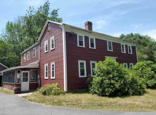 738 Robinson Rd, Allenstown, NH 03275 exterior