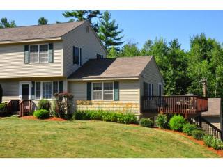 1 Pine Crest Cir, Concord, NH 03301 exterior