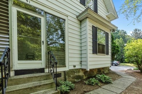 41 Harold St, Worcester, MA 01604 exterior