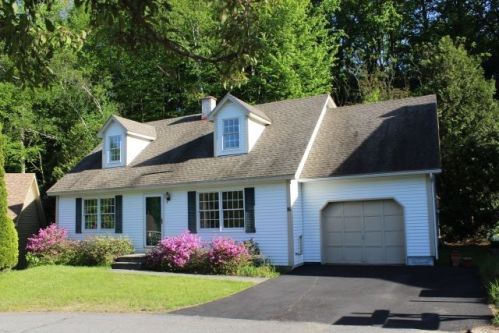 81 Whetstone Dr, Brattleboro, VT 05301 exterior