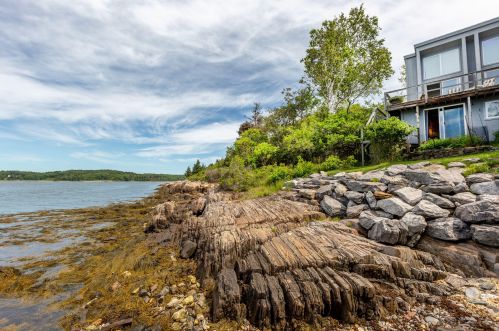 42 Bay Rd, Georgetown, ME 04548 exterior