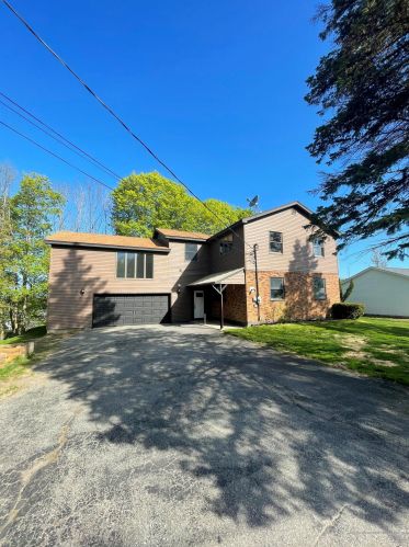 40 Hillcrest Ave, Lewiston, ME 04240 exterior