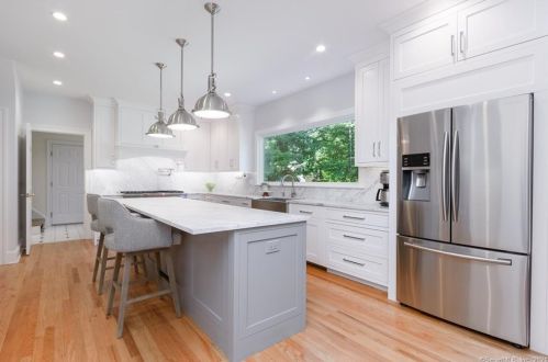 14 Woodway Ln, Wilton, CT 06897 exterior