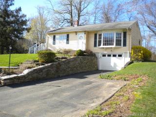 99 Mohawk Dr, Wallingford, CT 06492 exterior