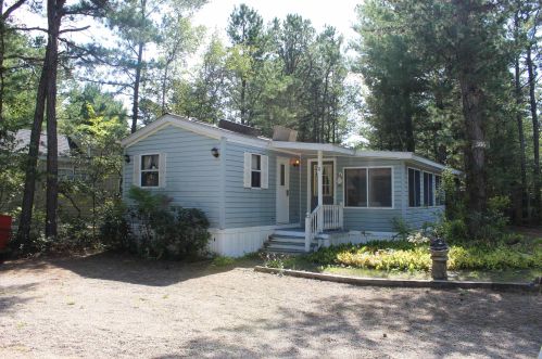 11 Shawnee Ln, Freedom, NH 03836 exterior
