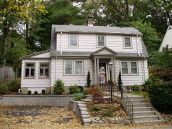 41 Daniel St, Newton, MA 02459 exterior