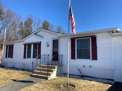 55 Holiday Cir, Chicopee, MA 01020 exterior