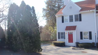 112 Girard Ave, Middletown, RI 02840 exterior