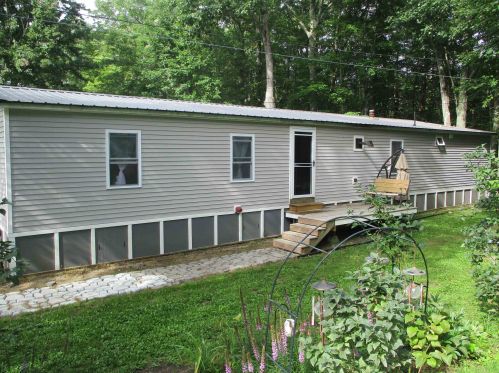 81 Pine Ridge Rd, Loudon, NH 03307 exterior