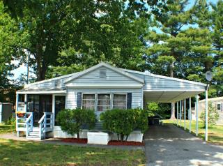 10 Nottingwood Ln, Merrimack, NH 03054 exterior