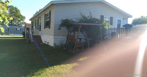 9 Pinetree Ln, Lewiston, ME 04240 exterior