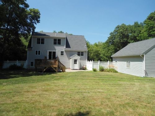 341 Tearall Rd, Raynham, MA 02767 exterior