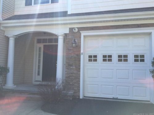 5 Winding Trl, Waterbury, CT 06701 exterior