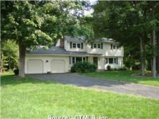 56 Hansom Hill Rd, Windsor, CT 06095 exterior