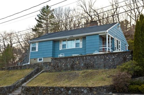 1259 Main St, Wakefield, MA 01880 exterior