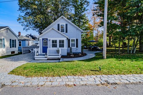 1 Forest Ave, Old Orchard Beach, ME 04064 exterior