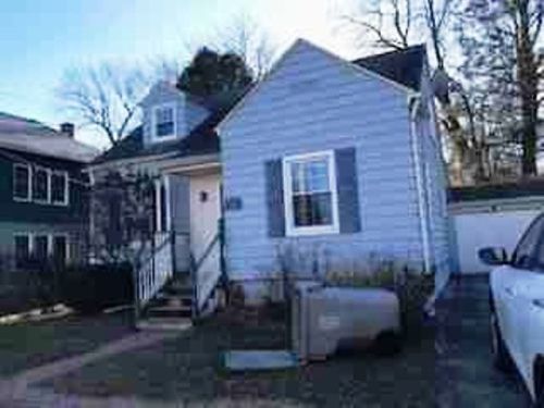 39 Upson St, Bristol, CT 06010 exterior