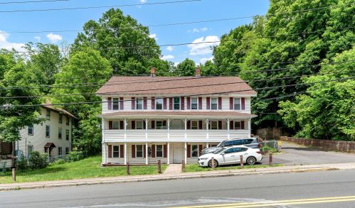 92 Main St, Vernon, CT 06066 exterior