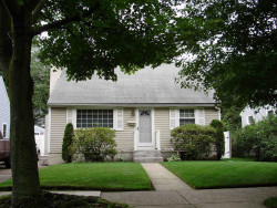 159 Christina St, Newton, MA 02461 exterior