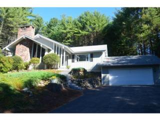 50 Oak Knoll Rd, Meredith, NH 03253 exterior