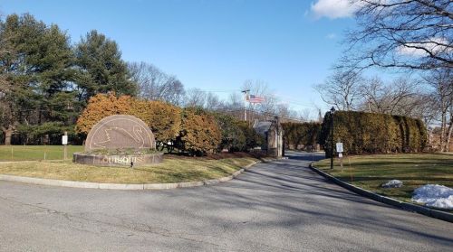 95 Nipmuc Trl, Providence, RI 02904 exterior