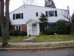 39 Charlemont St, Newton, MA 02461 exterior