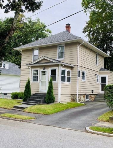19 Barr St, Worcester, MA 01602 exterior