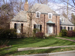 53 Bishopsgate Rd, Newton, MA 02459 exterior