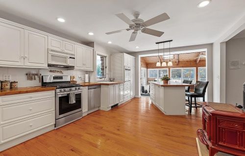 24 Deer Run Rd, Boxford, MA 01921 exterior